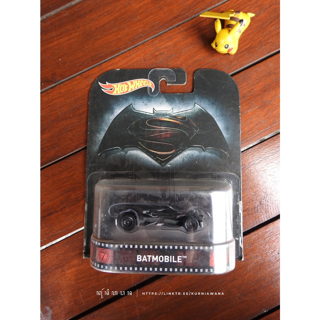 Hotwheels Batman VS Superman HW Retro Entertainment Mix Hot