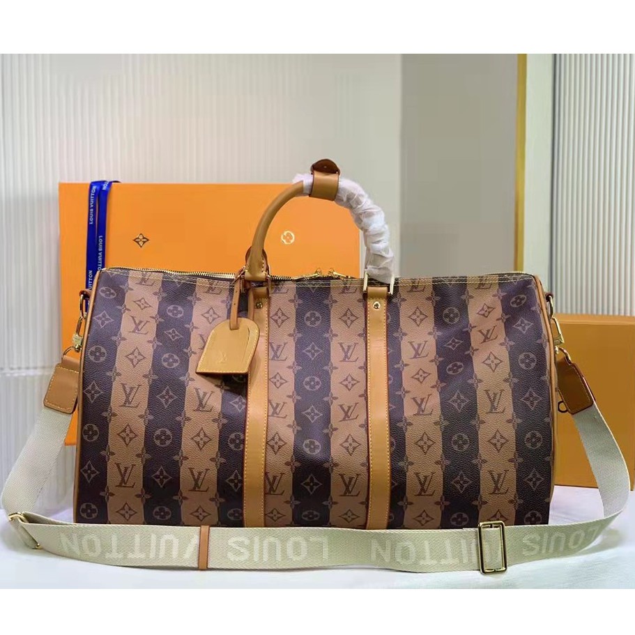 Louis Vuitton classic reading brocade lover Pareja Con La Misma