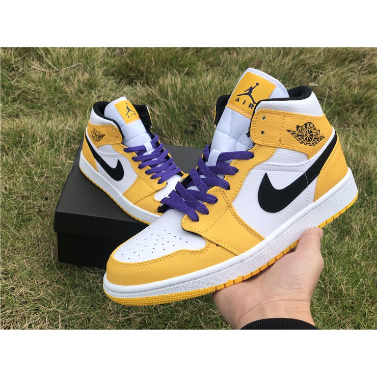 nike jordan 1 mid lakers