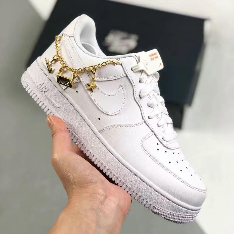 nike air force 1 white lucky charms