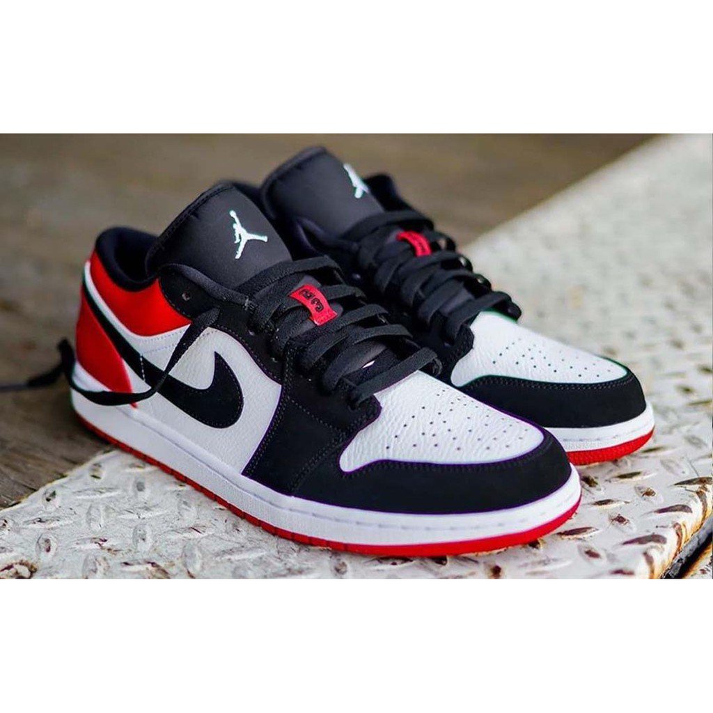 Джорданы лов. Nike Air Jordan 1 Low Black Toe. Nike Air Jordan 1 Low черные. Nike Air Jordan 1 Low Black. Nike Jordan 1 Low.
