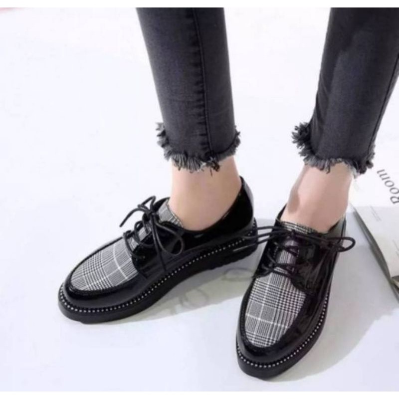 punta redonda B-black Patent Leather zapatos Oxfords, con plataforma Lolita gótica diseño de lazo dulce CELNEPHO Mary Jane Zapatos para mujer con correa en T 
