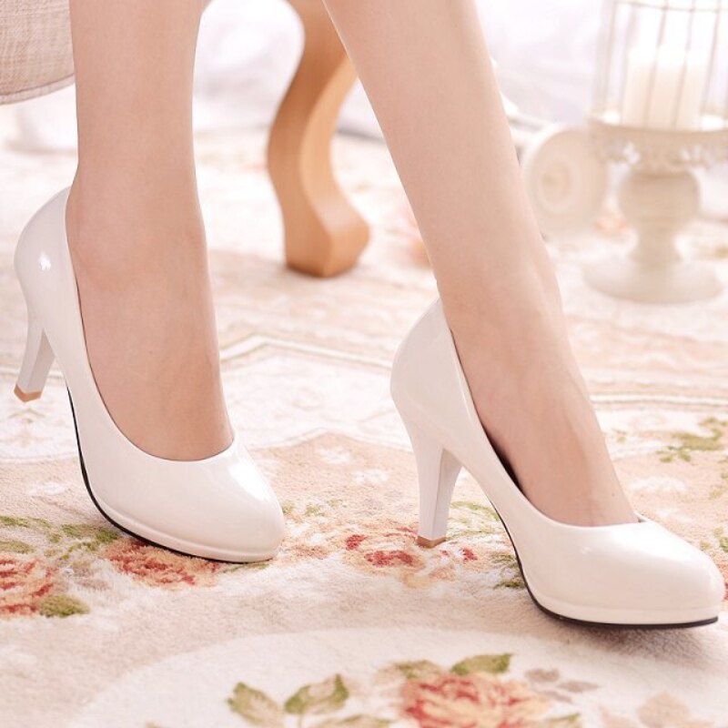 Mujer Zapatos de tacón blanco de vagabundo Nikki Mulas 