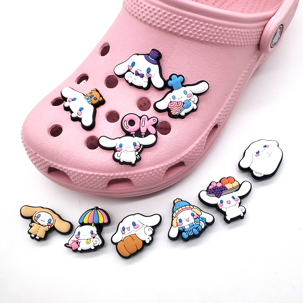 Sanrio Serie Canela Perro Zapato Charm jibbitz Para crocs Hebillas
