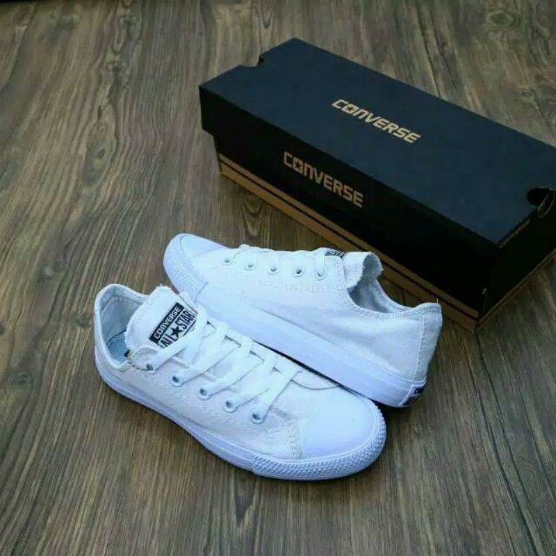 Zapatos casuales/tenis CONVERSE hombres/mujeres CT2 grado Original + caja ارواب نوم نسائية Zapatos casuales/tenis CONVERSE hombres/mujeres CT2 grado Original + caja ارواب نوم نسائية