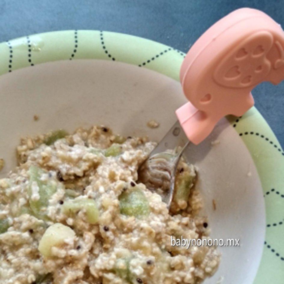 Vajilla niño de dibujos animados infantil Alimentación Alimentación duradero mango de una cuchara Tenedor Corto 