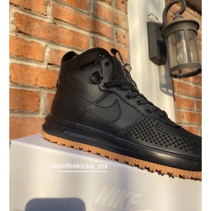nike duckboot lunar force 1