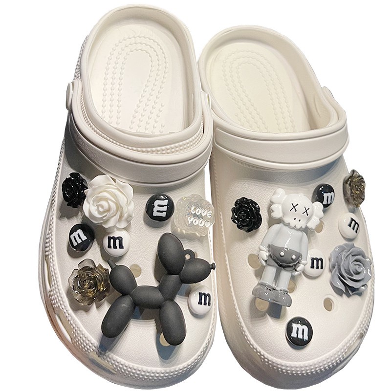 guión cerca mezcla 17PCS Jibbitz Crocs charm INS KAWS & Balloon Dog Button Shoes Charm -Crocs /crocs  charms shoe charms jibbitz Shoe decoration Shoe Charms Jibbitz /Button Crocs  /Charm/DIY-Cute Cartoon Accessories | Shopee México