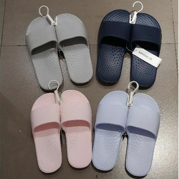 Miniso zapatillas MINISO/sandalias de goma MINISO disponibles tamaños grandes | Shopee
