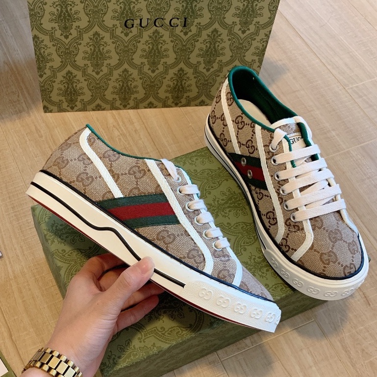 Top 44+ imagen tennis gucci mujer Abzlocal.mx