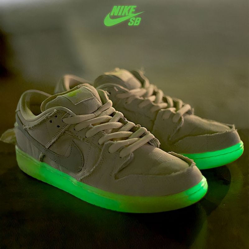 Кроссовки nike мумия. Nike SB Dunk Mummy. Nike SB Low Mummy. Nike Dunk Мумия. Кроссовки Nike Mummy.