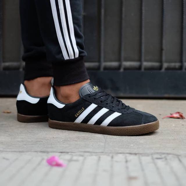 Adidas Gazelle с носками