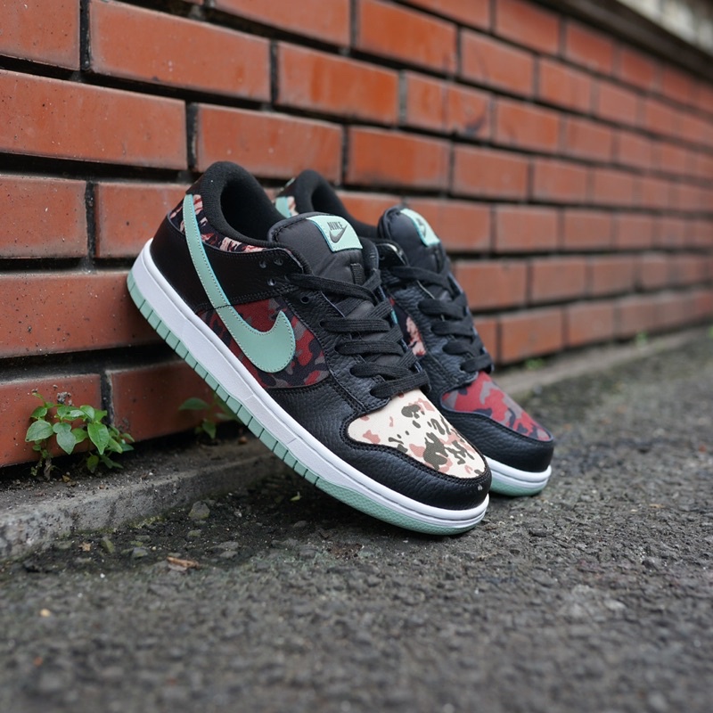 nike sb dunk crazy camo