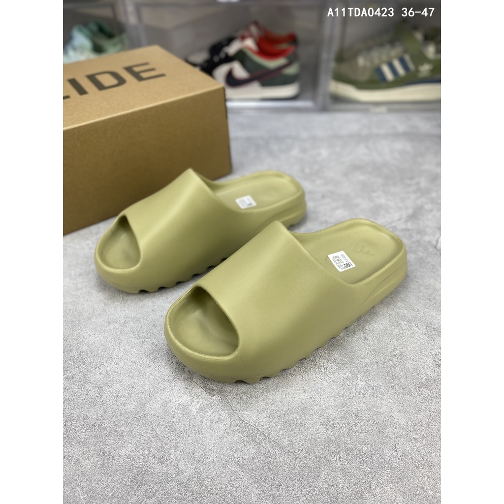 Yeezy discount verde claro