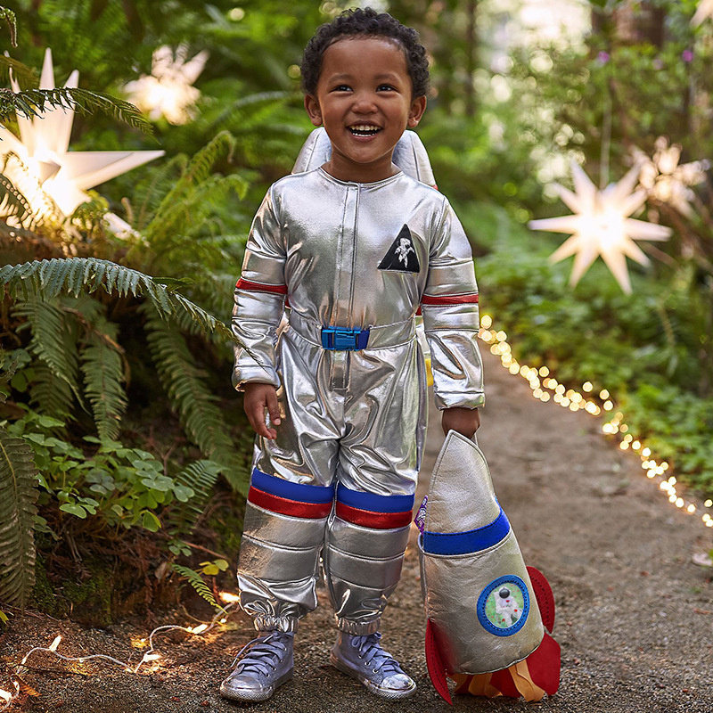 Disfraz de astronauta para niña sale