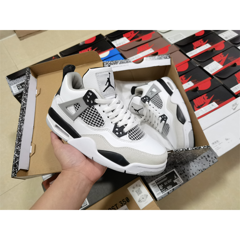 Cuanto cuestan los jordan retro 4 on sale