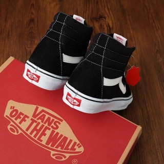 tenis vans negro con blanco