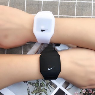 Uva Banquete Nota Digital Impermeable LED Nike Reloj Electrónico Estudiante Ocio Simple  Hombre Deportes | Shopee México
