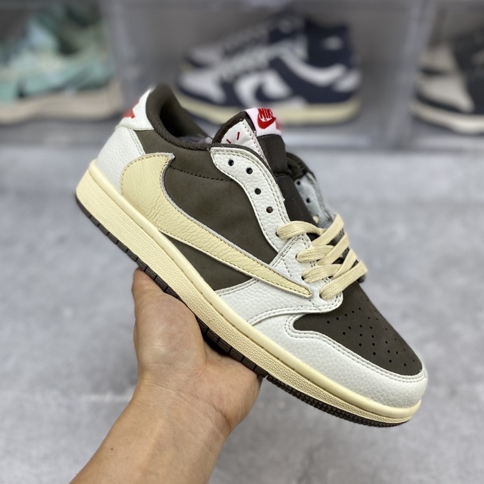 tenis travis scott blancos