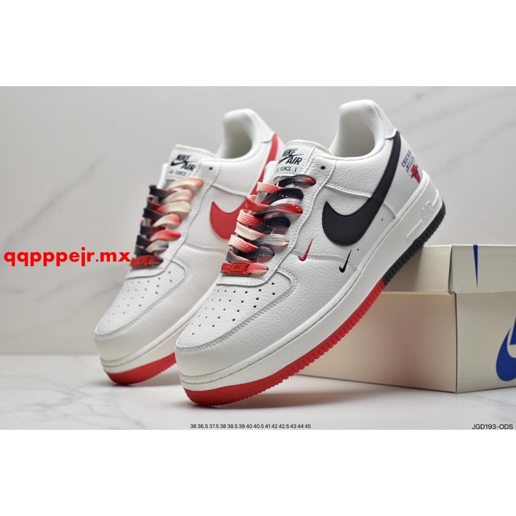 nike supreme chicago bulls shoes