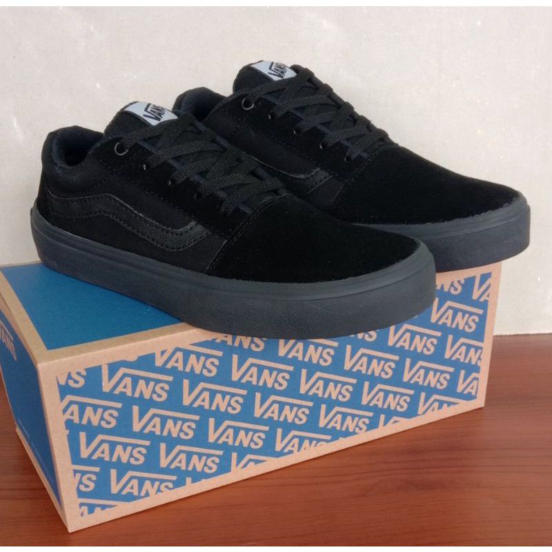 vans negros hombre