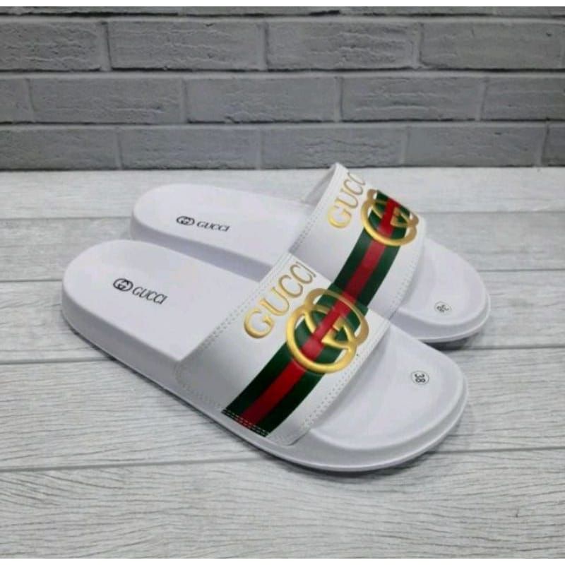 Sandalias deslizantes Gucci | hombre | Zapatillas | Sandalias | México