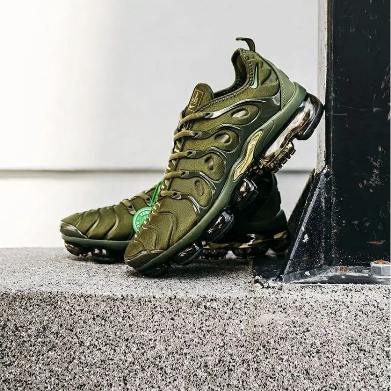 Vapormax verde hot sale militar