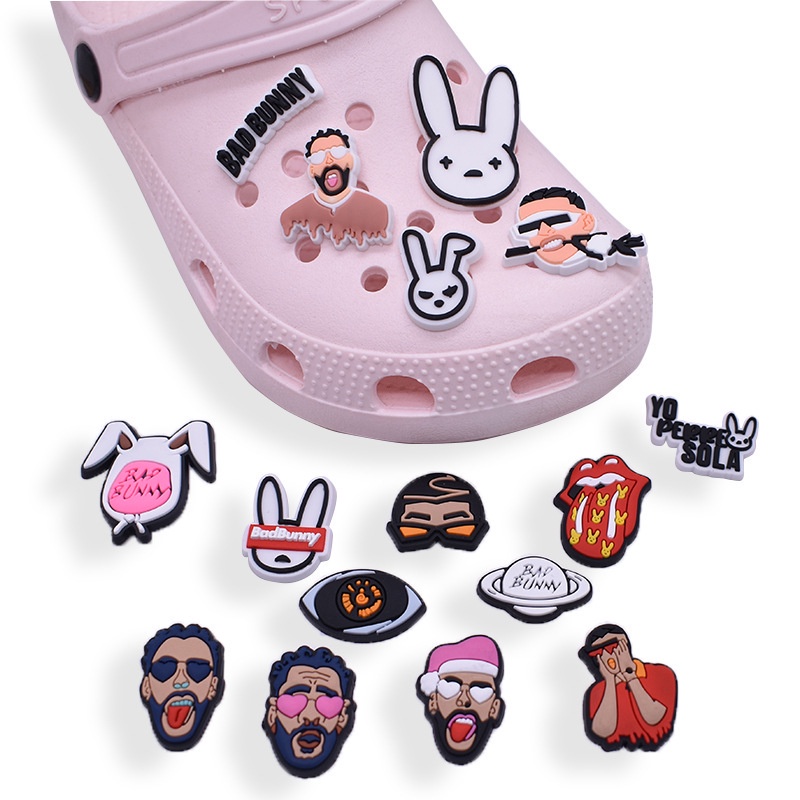 Crocs Jibbitz Pins Nuevo Dibujos Animados Producto Bad Bunny Series DIY  Zapatos Charm Button | Shopee México