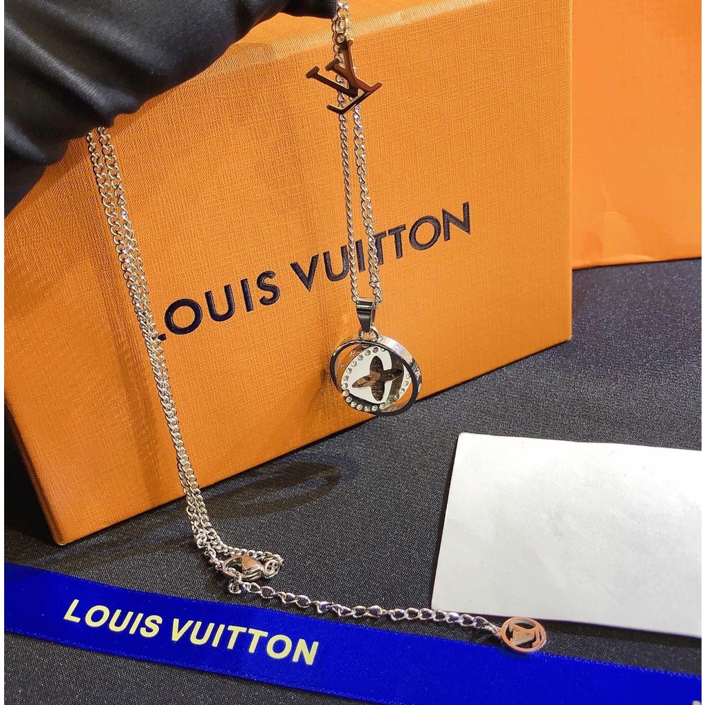 Coreano Louis Vuitton Collar Accesorios Simple Letra LV Cadenas Gargantilla  Delicada Pareja Colgante Joyería
