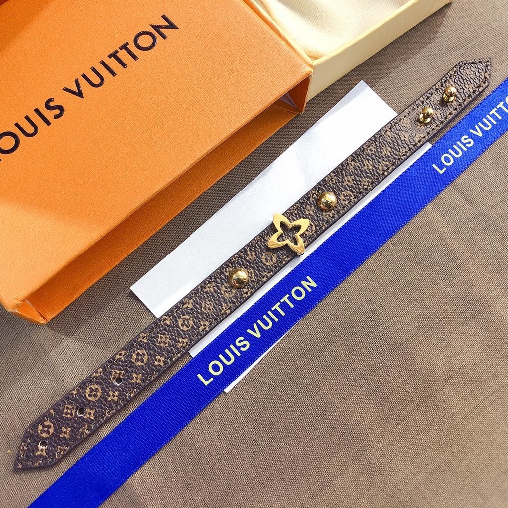 Casual Louis Vuitton Pulsera Delicada Brazalete Hueco LV Monogram Letra  Logo Pulseras De Acero De Titanio