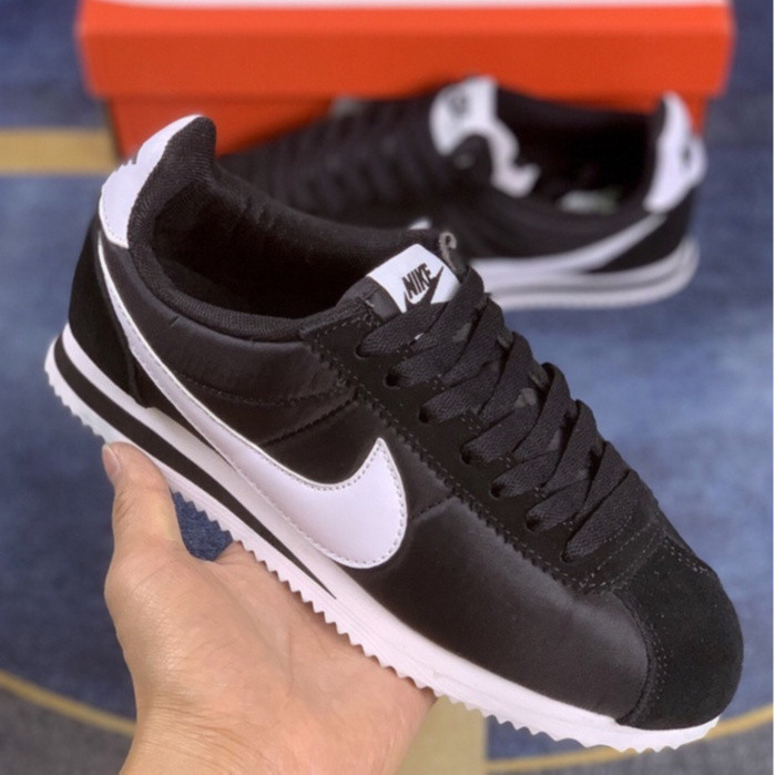 Nike cortez hombre azul marino hotsell