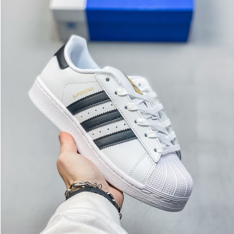 adidas gazelle silver green womens Adidas Superstar Messi main image 1