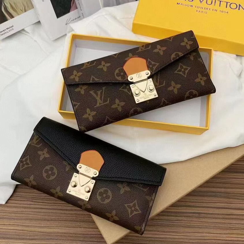 Cartera LVS🥰👜 en liquidación ‼️ en unos dias estaremos haciendo